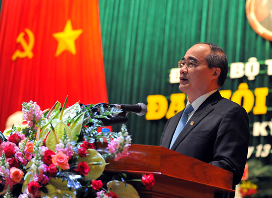 阮善仁同志出席越共林同省第十次代表大会